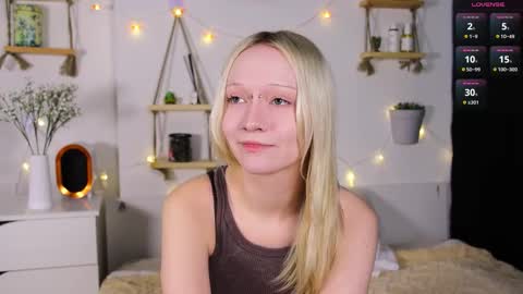 Jenny online show from October 2025 07:38:02 AM