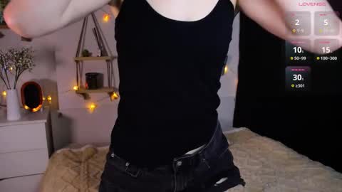 Jenny online show from October 2025 07:17:01 AM