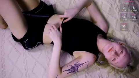 Jenny online show from October 2025 07:18:01 AM