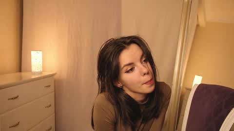 My name is Kelly online show from December 2024 08:44:01 PM