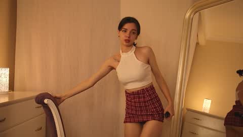 My name is Kelly online show from December 2024 06:15:01 PM