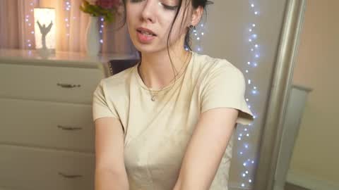 My name is Kelly online show from March 2025 05:58:02 PM
