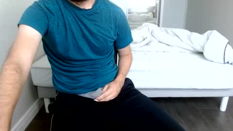 Snapshot of arekusan6 chatting on July 2026 06:03:02 PM Arek online show from July 2026 06:03:02 PM