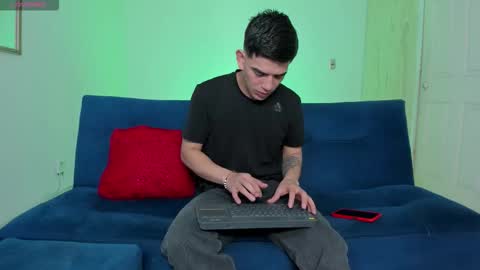 Ares online show from October 2025 12:44:02 PM