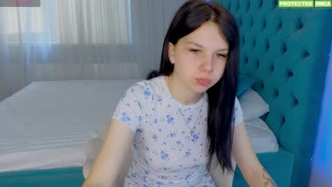 ari__anna online show from April 2026 09:04:01 AM