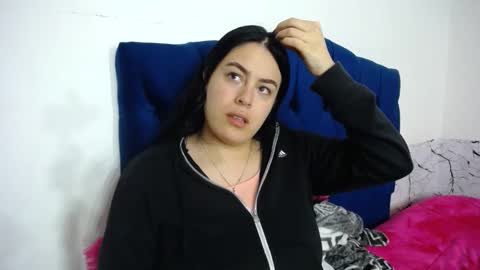 Snapshot of ari_coohachelaa chatting on October 2025 09:46:01 PM ARIANNA online show from October 2025 09:46:01 PM