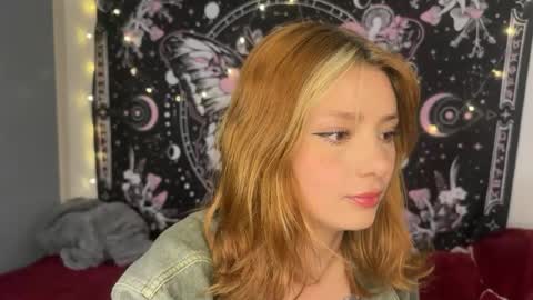 Snapshot of ari_kat666 chatting on June 2026 01:04:01 AM ari online show from June 2026 01:04:01 AM