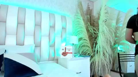 ari_lynn_ online show from March 2026 03:20:01 AM