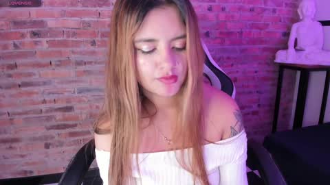 Ari online show from February 2025 02:56:02 PM