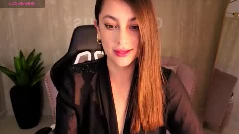 Aria95 a online show from December 2025 08:59:01 PM