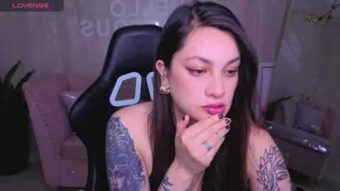 Aria95 a online show from April 2026 08:23:01 PM