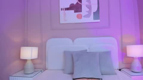 Snapshot of aria_greco chatting on September 2025 02:57:01 AM Aria online show from September 2025 02:57:01 AM