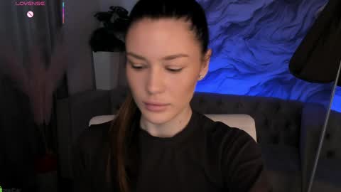 aria_mila online show from March 2026 03:07:02 AM