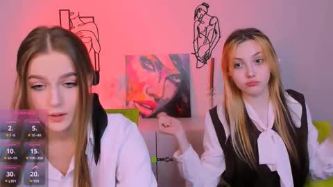 Luna online show from October 2025 07:11:02 PM