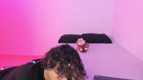 Aria and Orien online show from February 2026 02:36:01 PM