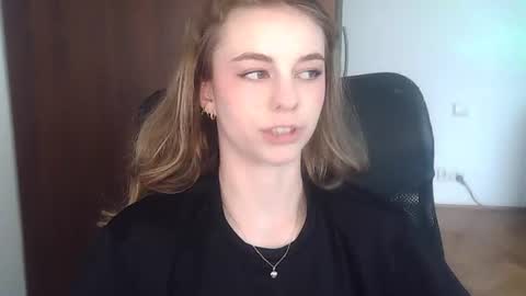 AriaCreazy online show from July 2026 02:40:02 PM