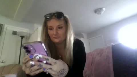 ari adams online show from February 2025 08:14:02 PM