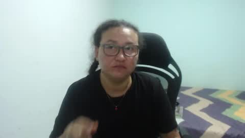 ...Ariana... online show from April 2026 06:38:01 PM