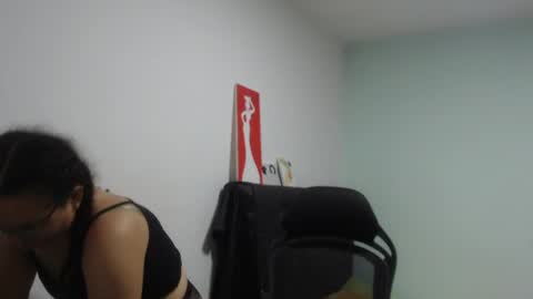 ...Ariana... online show from June 2026 05:23:01 PM