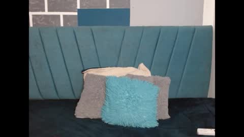 Adri online show from April 2026 05:18:01 PM