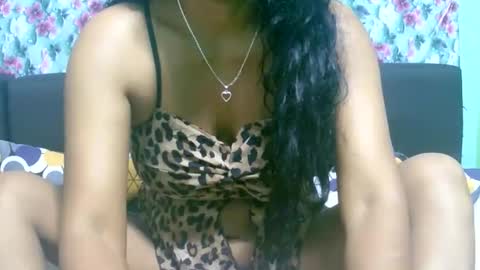 ariah13 online show from January 2026 02:03:02 AM