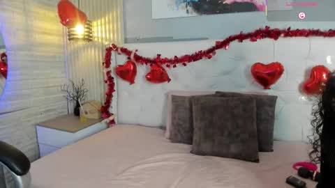 Ari online show from February 2026 12:09:02 PM