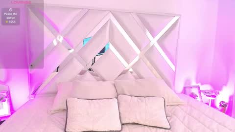 ariana_castillo__ online show from March 2026 01:37:02 PM