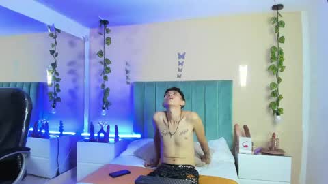 ariana_cri_x online show from April 2026 12:18:01 PM