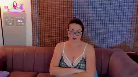 Ariana Cruz online show from December 2025 04:47:02 PM