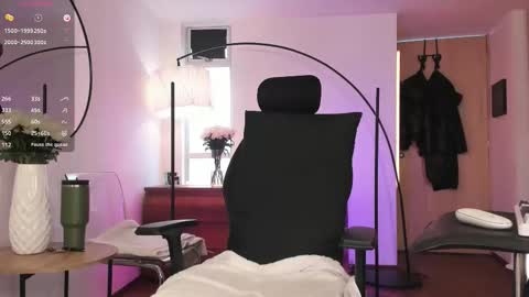 DaniAri - dimension X at night NY time online show from January 2026 04:42:02 PM