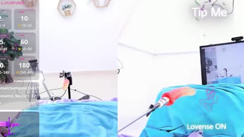 ariana  girl online show from February 2025 06:28:01 AM