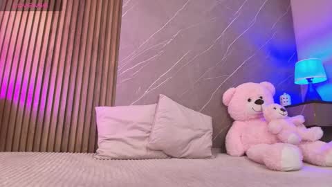 Ariana online show from January 2026 12:21:01 PM