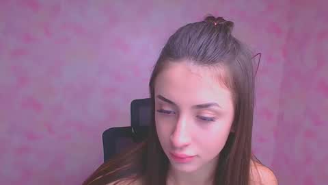 Snapshot of ariana_muur chatting on September 2025 05:20:02 AM Ariana online show from September 2025 05:20:02 AM