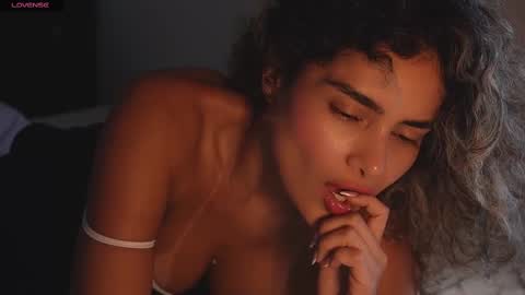 Snapshot of ariana_valdirii chatting on September 2025 07:14:02 PM cristina online show from September 2025 07:14:02 PM