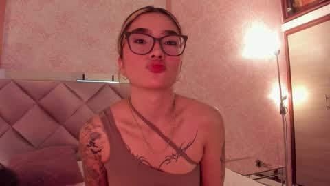 Ari online show from October 2025 03:07:02 AM