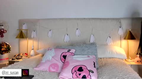 Susan online show from October 2025 08:39:01 PM