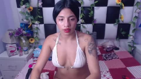 arianaa tompsoon online show from December 2024 03:59:02 AM