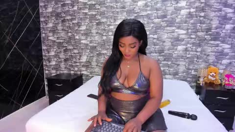 Snapshot of arianaablack chatting on March 2025 12:01:01 PM Ariana online show from March 2025 12:01:01 PM