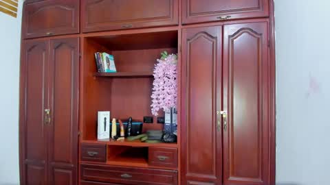 Snapshot of arianacontee chatting on October 2025 07:36:02 PM Andrea online show from October 2025 07:36:02 PM