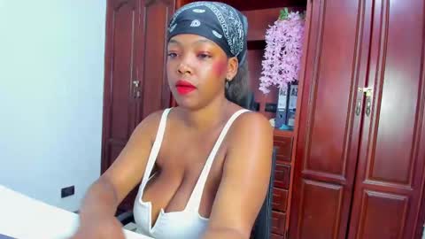 Snapshot of arianacontee chatting on October 2025 07:58:02 PM Andrea online show from October 2025 07:58:02 PM