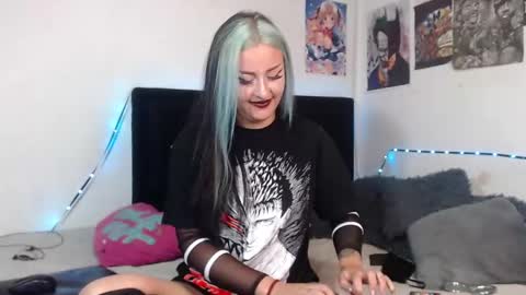 help me 100 hands up my OF is Free  online show from January 2025 10:27:02 PM