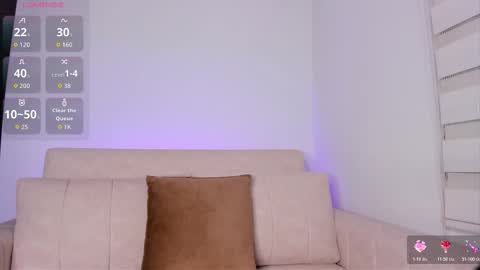 arianna_0 online show from November 2025 01:33:02 PM