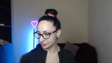 Arianna online show from February 2025 06:38:01 PM