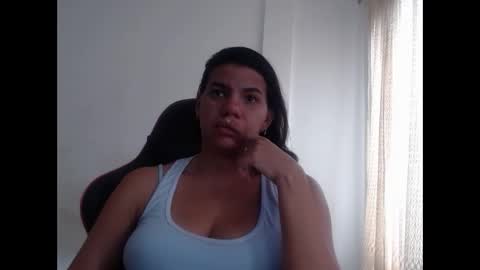 ariannaloovel online show from December 2024 07:15:02 PM