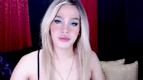 ARIANNE CUMS  online show from February 2025 12:01:02 PM