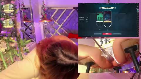 Snapshot of arianova_ chatting on May 2026 01:52:02 PM Aria online show from May 2026 01:52:02 PM