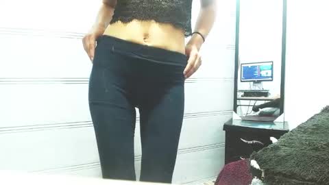 ariasmithog online show from February 2025 10:55:01 PM