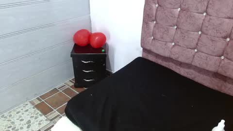 ariasmithog online show from February 2025 08:25:02 PM