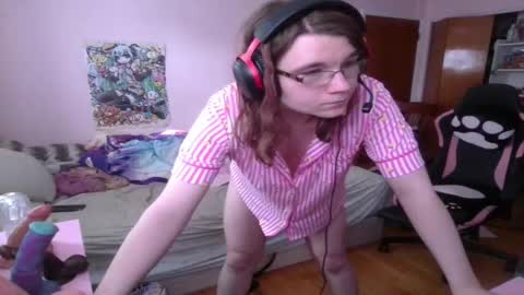 Snapshot of ariathebrat chatting on May 2026 09:22:02 PM Ariathebrat online show from May 2026 09:22:02 PM