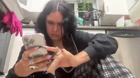 Aria online show from March 2025 04:17:02 AM